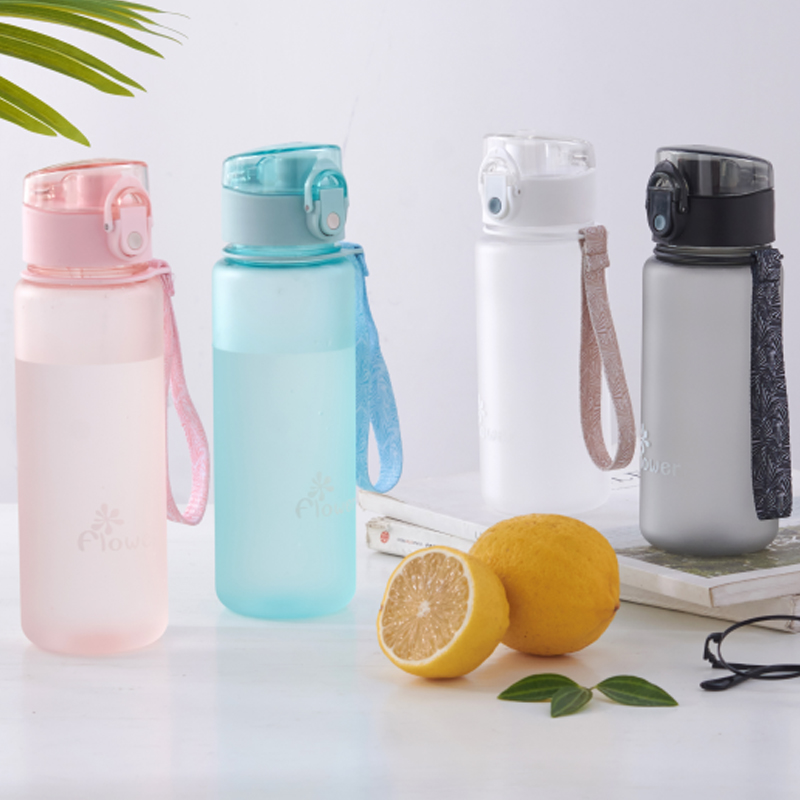 Reusable Bounce Lid Frosted Plastic Sports Water Bottle